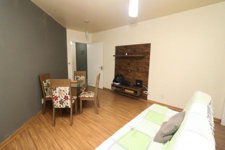 Apartamento para alugar com 66m², 2 quartos e 1 vaga Apartamento para alugar com 66m², 2 quartos e 1 vagaSala