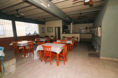 Apartamento para alugar com 66m², 2 quartos e 1 vaga Apartamento para alugar com 66m², 2 quartos e 1 vagaÁrea comum - Salão de festas