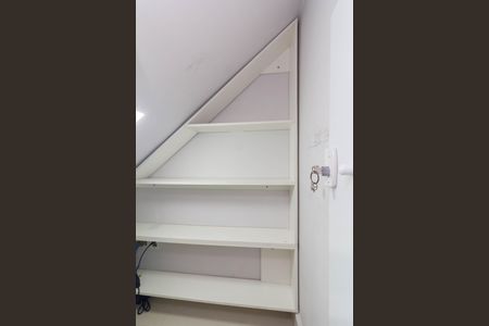 Casa para alugar com 100m², 3 quartos e 1 vaga Casa para alugar com 100m², 3 quartos e 1 vagaSuíte