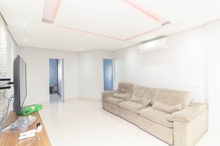 Casa para alugar com 100m², 3 quartos e 1 vaga Casa para alugar com 100m², 3 quartos e 1 vagaSala/Cozinha