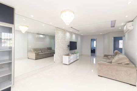 Casa para alugar com 100m², 3 quartos e 1 vaga Casa para alugar com 100m², 3 quartos e 1 vagaSala/Cozinha