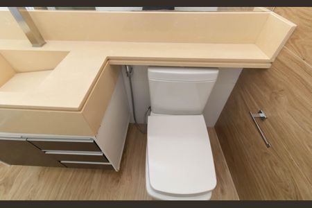 Casa para alugar com 100m², 3 quartos e 1 vaga Casa para alugar com 100m², 3 quartos e 1 vagaBanheiro da Suíte