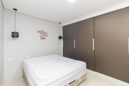 Casa para alugar com 100m², 3 quartos e 1 vaga Casa para alugar com 100m², 3 quartos e 1 vagaSuíte