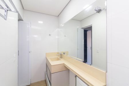 Casa para alugar com 100m², 3 quartos e 1 vaga Casa para alugar com 100m², 3 quartos e 1 vagaBanheiro 1