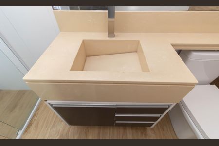 Casa para alugar com 100m², 3 quartos e 1 vaga Casa para alugar com 100m², 3 quartos e 1 vagaBanheiro da Suíte