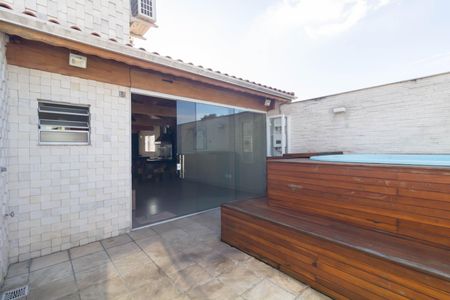 Casa para alugar com 100m², 3 quartos e 1 vaga Casa para alugar com 100m², 3 quartos e 1 vagaÁrea comum - Piscina