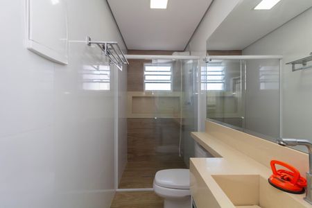 Casa para alugar com 100m², 3 quartos e 1 vaga Casa para alugar com 100m², 3 quartos e 1 vagaBanheiro de serviço