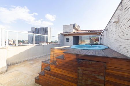 Casa para alugar com 100m², 3 quartos e 1 vaga Casa para alugar com 100m², 3 quartos e 1 vagaÁrea comum - Piscina