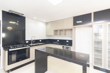 Casa para alugar com 100m², 3 quartos e 1 vaga Casa para alugar com 100m², 3 quartos e 1 vagaSala/Cozinha