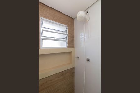 Casa para alugar com 100m², 3 quartos e 1 vaga Casa para alugar com 100m², 3 quartos e 1 vagaBanheiro de serviço