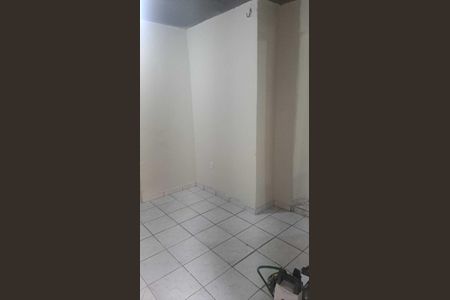 Quarto de casa para alugar com 1 quarto, 28m² em Praça Seca, Rio de Janeiro