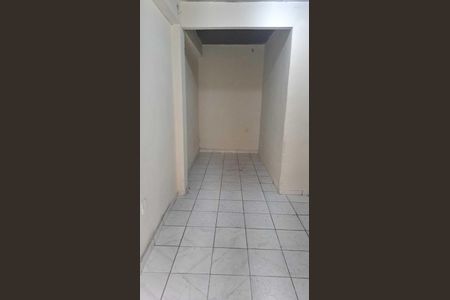 Quarto de casa para alugar com 1 quarto, 28m² em Praça Seca, Rio de Janeiro