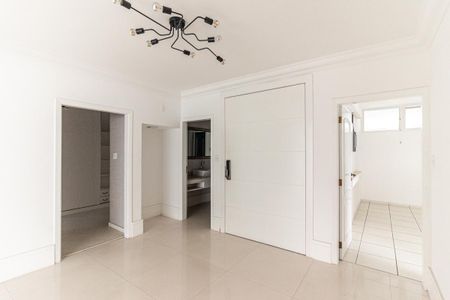 Apartamento à venda com 330m², 4 quartos e 2 vagasEntrada da Sala