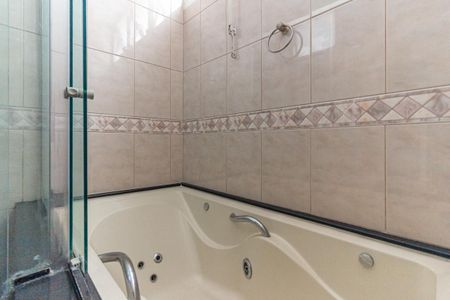 Apartamento à venda com 330m², 4 quartos e 2 vagasBanheiro Social