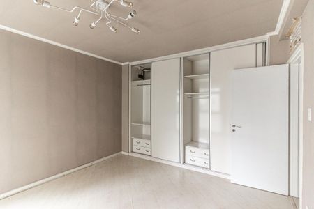 Apartamento à venda com 330m², 4 quartos e 2 vagasQuarto 2