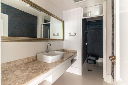 Apartamento à venda com 330m², 4 quartos e 2 vagasLavabo