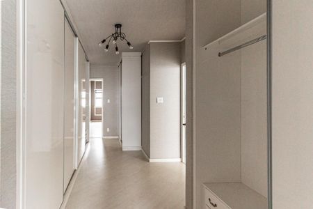 Apartamento à venda com 330m², 4 quartos e 2 vagasCorredor