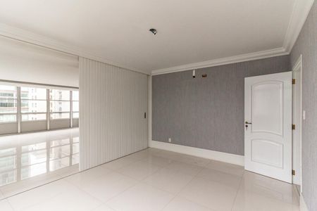 Apartamento à venda com 330m², 4 quartos e 2 vagasSala 2