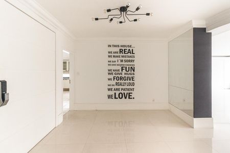 Apartamento à venda com 330m², 4 quartos e 2 vagasEntrada da Sala