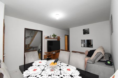 Casa à venda com 156m², 3 quartos e 4 vagasSala