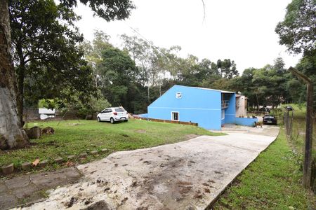 Área externa de casa à venda com 3 quartos, 156m² em Barreirinha, Curitiba