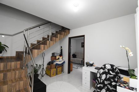 Casa à venda com 156m², 3 quartos e 4 vagasEscritório