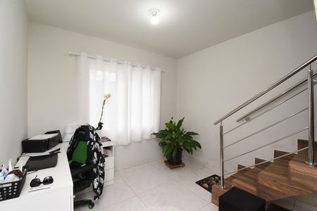 Casa à venda com 156m², 3 quartos e 4 vagasEscritório