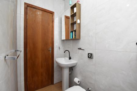 Casa à venda com 156m², 3 quartos e 4 vagasBanheiro 2