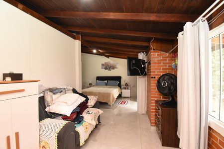 Casa à venda com 156m², 3 quartos e 4 vagasSuíte