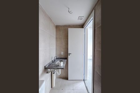 Apartamento para alugar com 39m², 2 quartos e sem vaga Apartamento para alugar com 39m², 2 quartos e sem vagaBanheiro