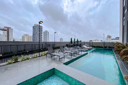 Apartamento para alugar com 39m², 2 quartos e sem vaga Apartamento para alugar com 39m², 2 quartos e sem vagaÁrea comum - Piscina
