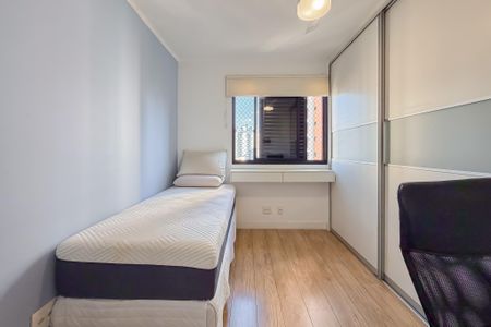 Apartamento para alugar com 124m², 3 quartos e 2 vagasQuarto 2