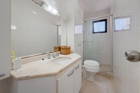 Apartamento para alugar com 124m², 3 quartos e 2 vagasBanheiro Corredor