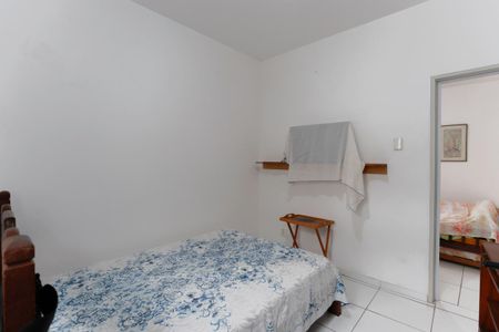 Casa para alugar com 45m², 1 quarto e 1 vaga Casa para alugar com 45m², 1 quarto e 1 vagaQuarto