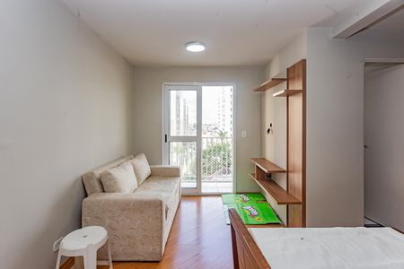 Sala de apartamento para alugar com 2 quartos, 48m² em Jardim Celeste, São Paulo