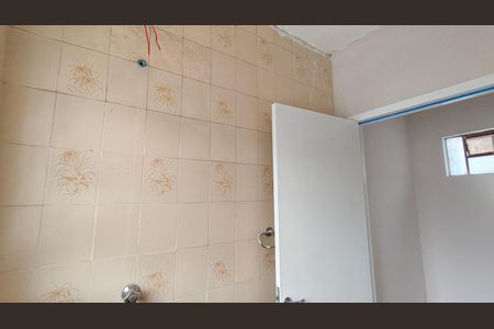 Casa para alugar com 100m², 3 quartos e sem vaga Casa para alugar com 100m², 3 quartos e sem vagaBanheiro de Serviço