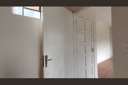 Casa para alugar com 100m², 3 quartos e sem vaga Casa para alugar com 100m², 3 quartos e sem vagaBanheiro de Serviço