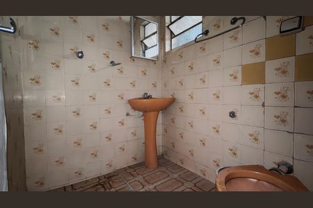 Casa para alugar com 100m², 3 quartos e sem vaga Casa para alugar com 100m², 3 quartos e sem vagaBanheiro