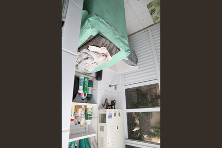 Casa à venda com 127m², 4 quartos e 2 vagaslavanderia