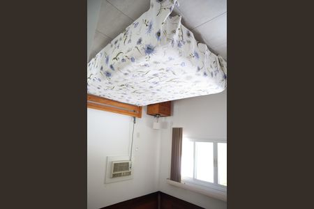 Casa à venda com 127m², 4 quartos e 2 vagasquarto 2