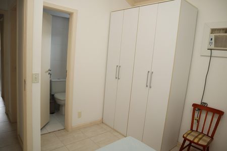 Casa à venda com 127m², 4 quartos e 2 vagasquarto 3 suite