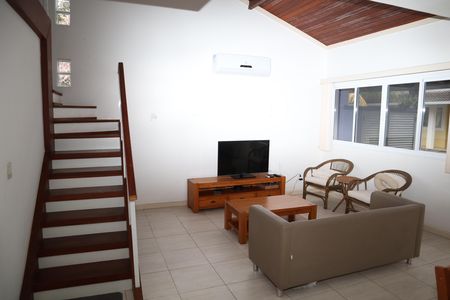 Casa à venda com 127m², 4 quartos e 2 vagassala