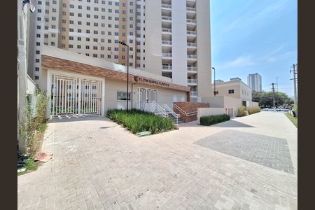 Apartamento para alugar com 34m², 2 quartos e sem vaga Apartamento para alugar com 34m², 2 quartos e sem vagaFachada