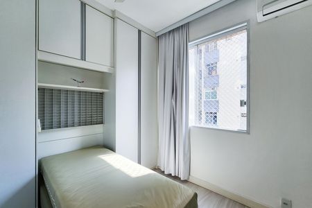 Apartamento para alugar com 68m², 2 quartos e 1 vagaQuarto 1
