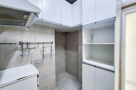 Apartamento para alugar com 68m², 2 quartos e 1 vagaCozinha 