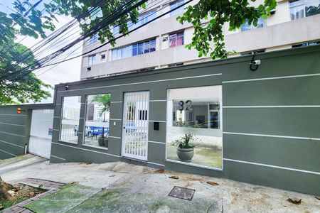 Apartamento para alugar com 68m², 2 quartos e 1 vagaFachada 