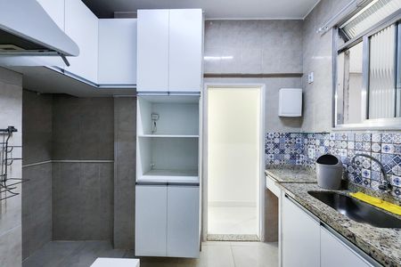 Apartamento para alugar com 68m², 2 quartos e 1 vagaCozinha 