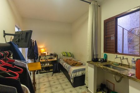 Casa à venda com 220m², 3 quartos e 2 vagas