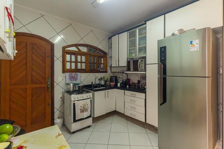 Casa à venda com 220m², 3 quartos e 2 vagas
