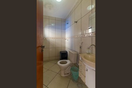 Casa à venda com 220m², 3 quartos e 2 vagas